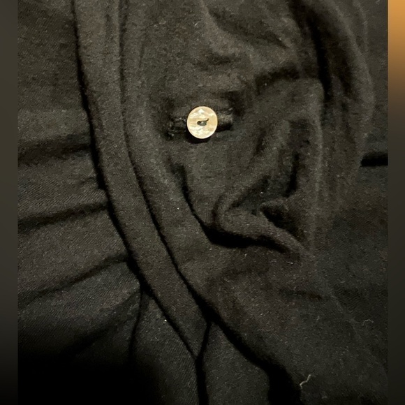 Kim & Cami Black Tee (Sz M) - Picture 7 of 10